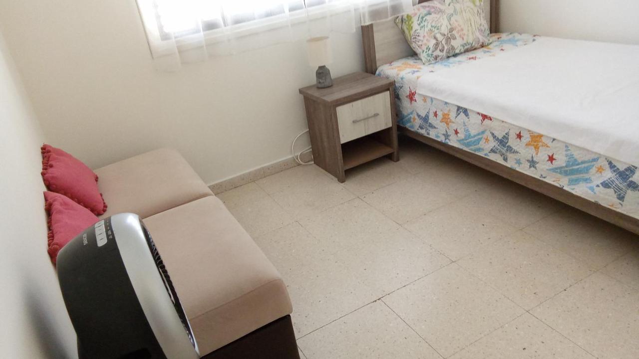 2 Bedroom Apartment In Makenzi لارنكا المظهر الخارجي الصورة