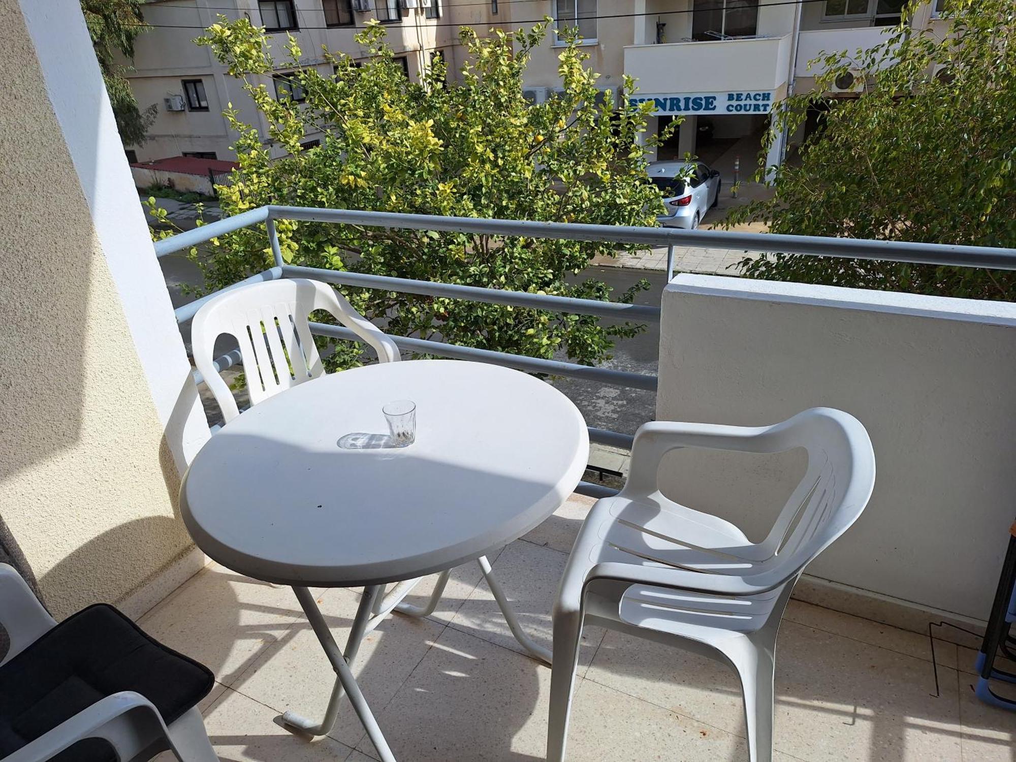 2 Bedroom Apartment In Makenzi لارنكا المظهر الخارجي الصورة